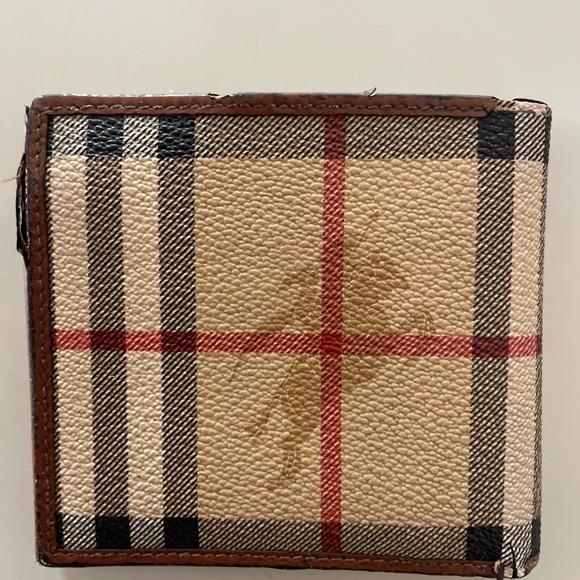 Burberry original wallet. Used. - Picture 3 of 6